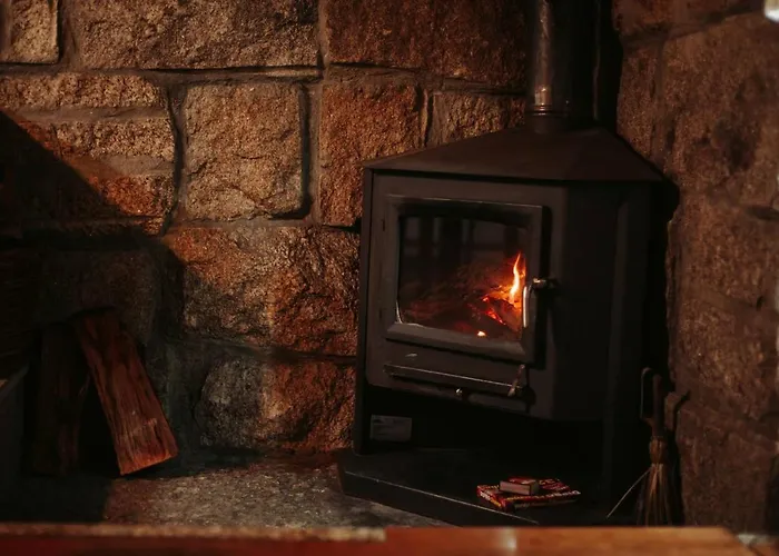 Casa Ferreira * Sabugueiro (Guarda)